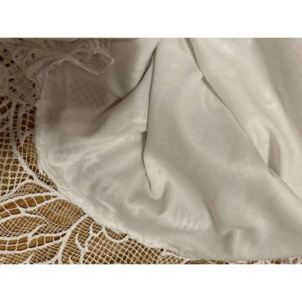 Pretty little thing sz 10 bodycon white crochet lace girlhoodcore romantic Fairy